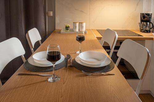 Athenian center apartments - image 11