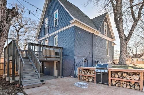 Updated Historic Home Walk to Mile High Stadium! in Denver, USA