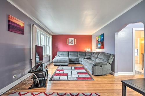 Chicago Home with Spacious Yard 14 Mi to Dtwn in Chicago, USA