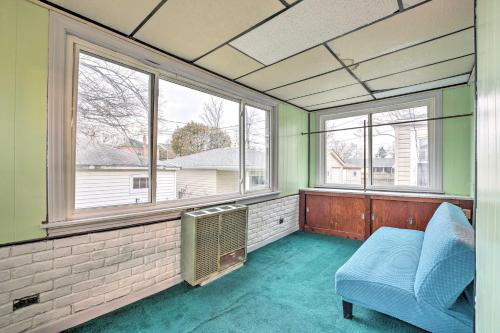 Chicago Home with Spacious Yard 14 Mi to Dtwn in Chicago, USA