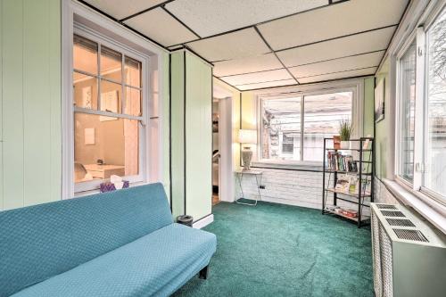 Chicago Home with Spacious Yard 14 Mi to Dtwn in Chicago, USA
