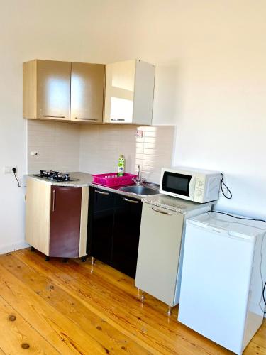 Lia's Guest House