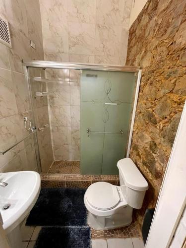 Bathroom, Charismatic Cornerstone Stays in Charlotte Amalie