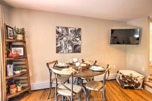 Chic Breckenridge Condo with New Luxe Furnishings! - image 6