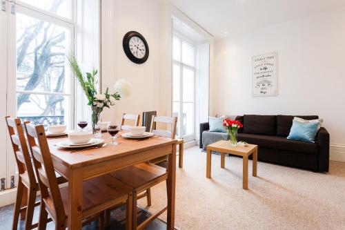 Dream South Kensington Apartment - image 5