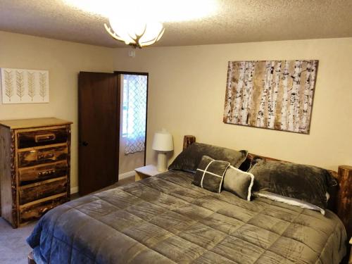 Bullpine - image 11