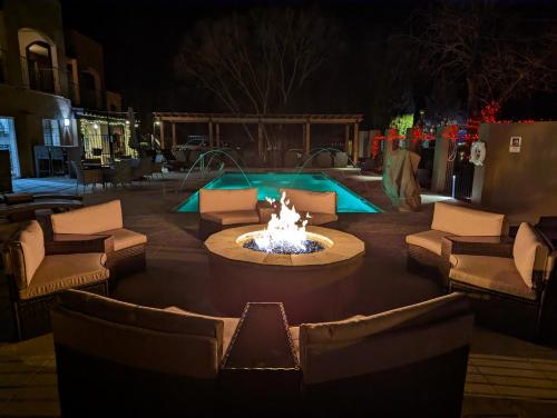 Arroyo Pinion Hotel, Ascend Hotel Collection