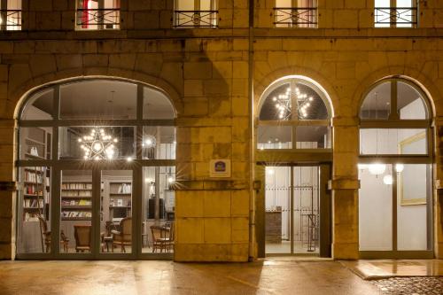 入口, 西塔代勒 - 貝桑松西方最佳酒店 (Best Western Citadelle Besancon) in 拉希塔德勒