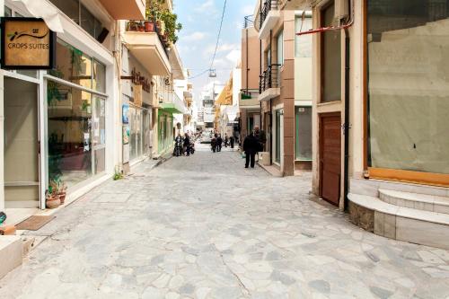 Crops Suites - image 12