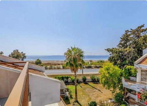 Alanya Beachfront Villa with 6 Oceanview Terraces - Accommodation - Alanya