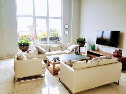 Apartment in airport residential