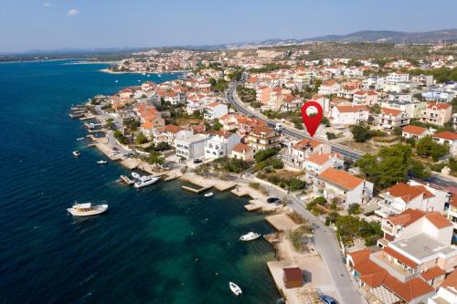 Apartments by the sea Brodarica, Sibenik - 13615