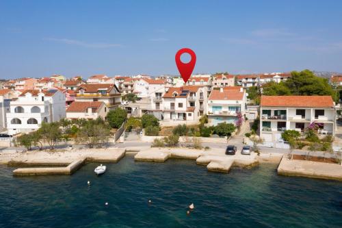  Apartments by the sea Brodarica, Sibenik - 13615 in Brodarica