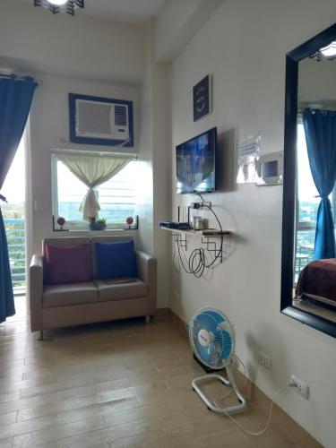 Studio Unit, Homely Condo at One Madison Place near Iloilo Business Park PH. 5