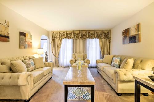 Peaceful East Stroudsburg House with Deck and Grill! - image 11