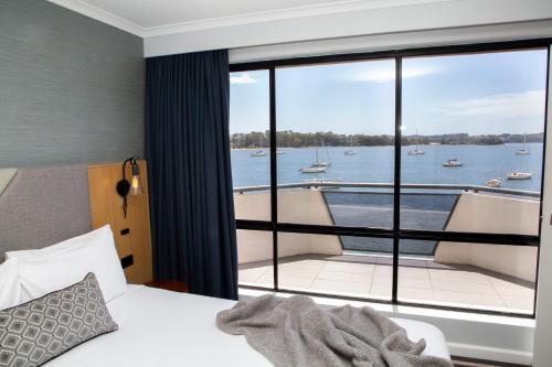 海濱大道汽車旅館 (The Esplanade Motel) in 巴特曼斯灣