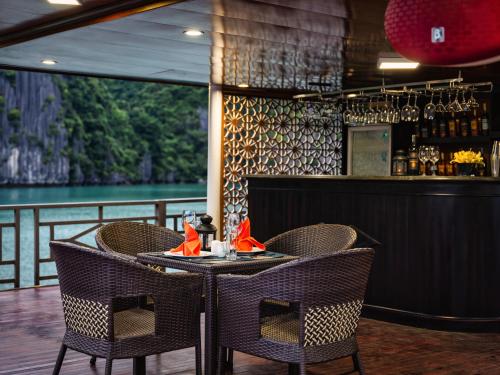 La Pandora Boutique Cruise - 레스토랑