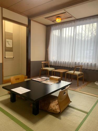 Japanese-Style Single Room with Seating Area - Non-Smoking