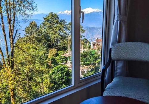Double Room with Mountain View image 2