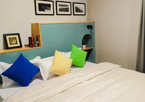 Double Room with Mountain View image 5