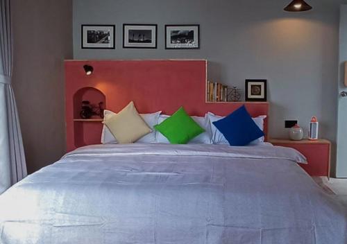 Double Room with Mountain View image 8
