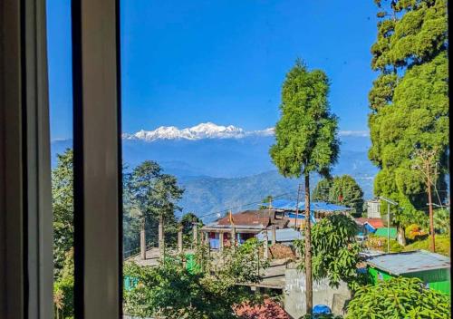 Double Room with Mountain View image 10