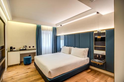 CC Palace Hotel Roma