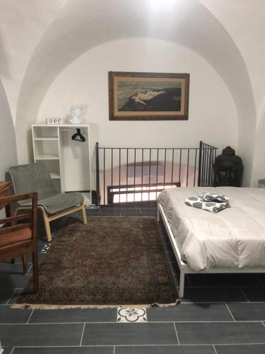 One-Bedroom Apartment image 8