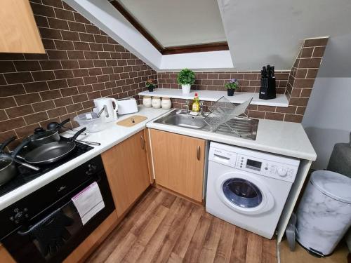 *F1*5GH* Setup for your most relaxed & amazing stay + Free Parking + Free Fast WiFi *, Leeds (foto 6)