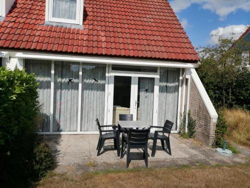  Mooie twee-onder-een-kapwoning te Vlagtwedde in Vlagtwedde