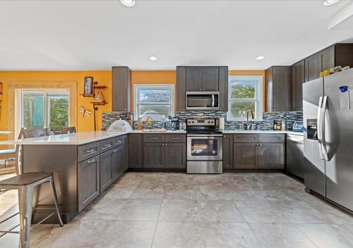 Charming 3 Bedroom House in a Quiet Neighborhood in Columbus, USA