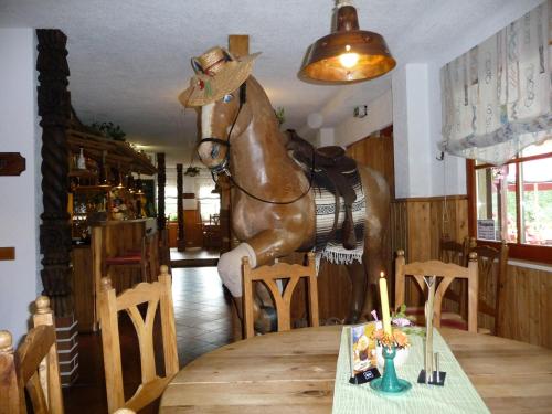 Restaurant, Steakhouse & Pension Crazy Horse in Suhl