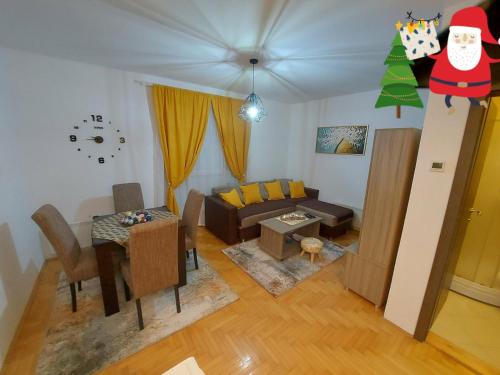 Apartman Dream,Kraljevi Čardaci, sa besplatnim parkingom u garazi (Apartman Dream,Kraljevi Cardaci, sa besplatnim parkingom u garazi) in Kopaonik