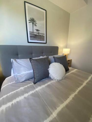 Bright 1 Bedroom Joondalup Stay in 君達樂