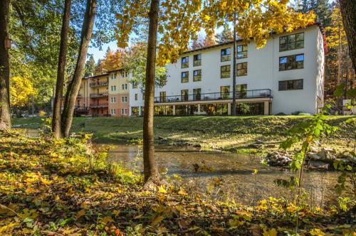 . Hotel Mir-Jan SPA