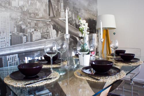 Beautiful Central Family Apartment for 6 - image 6