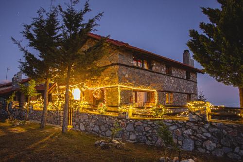 E L chalet. A cosy mountain retreat. - Chalet - Palaios Agios Athanasios