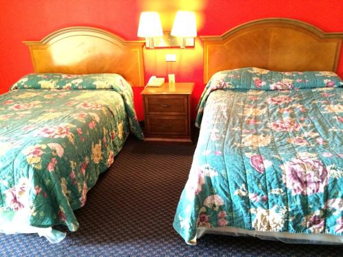 Scottish Inn - Nashville - image 2