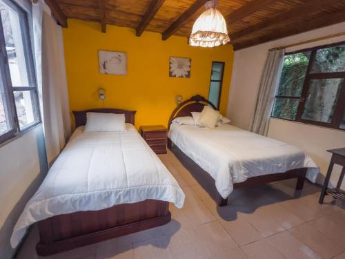 Sleeps 5