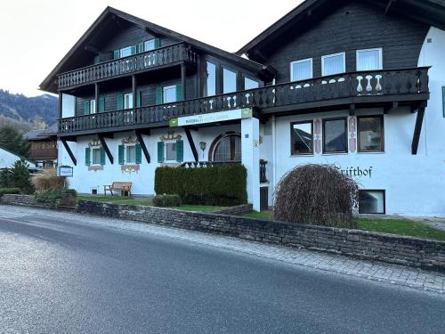 Bed and Breakfast Hotel Garni Trifthof - image 6