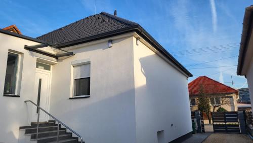 Relax Apartments Sarvar A2 in Vadkert