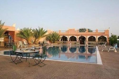 . HOTEL BOUGAFER - TAZARINE