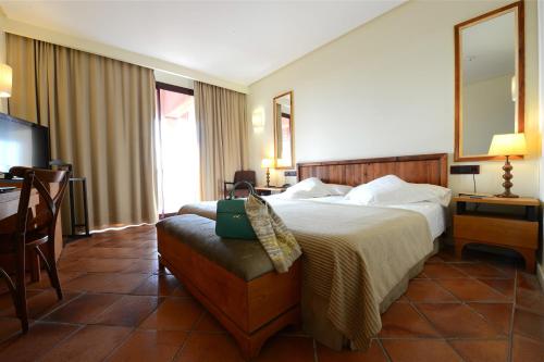 HOTEL CIGARRAL EL BOSQUE