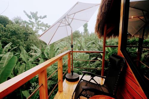 Balcony/terrace, Ayumar Homestay Medewi near Bunut Bolong