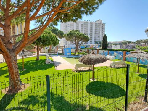 Apartamento con buenas vistas en Canet playa - image 11