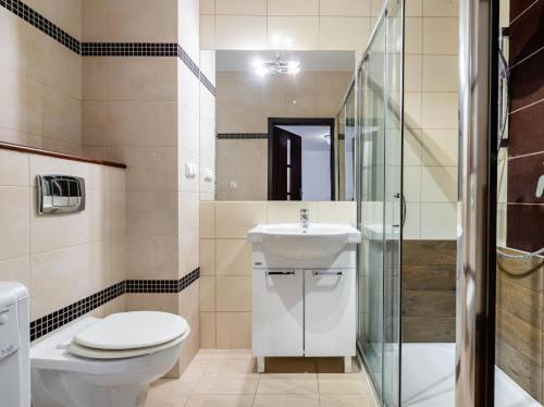 Platinum Towers Hotel Apartments - image 9