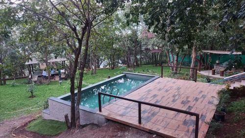B&B Lavasa - Soul Tree Villa 111 Luxury 4 BHK villa with pool - Bed and Breakfast Lavasa