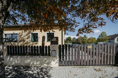  Mareli Neusiedler Stadthaus in Neusiedl am See