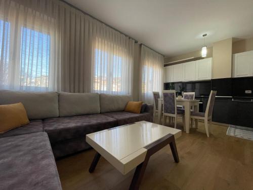Tirana New Bazaar-Apartment 1, Tirana (photo 9)