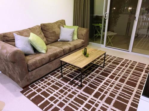 Tranquil, Relaxing Forrest Style Apartment - Braddon CBD